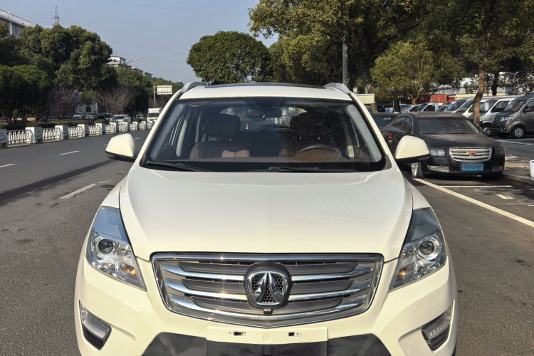 北汽威旺S50 2016款 1.5T CVT乐动豪华型车身外观6001