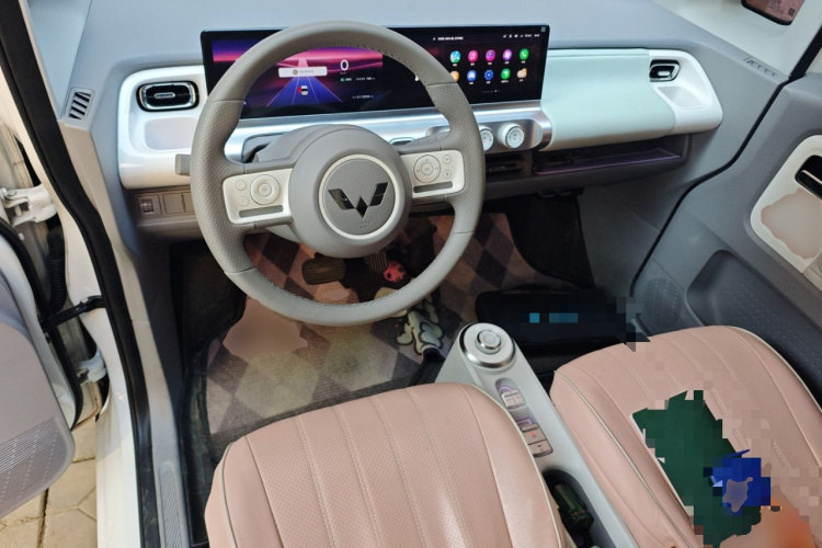 五菱汽车 五菱Air ev晴空 2023款 两座-进阶版中控内饰12