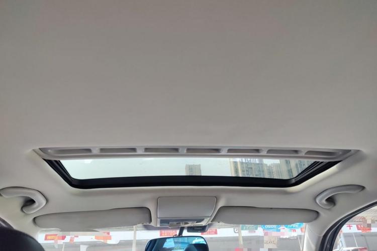 大众 朗逸 2013款 改款经典 1.6L 自动舒适版中控内饰22