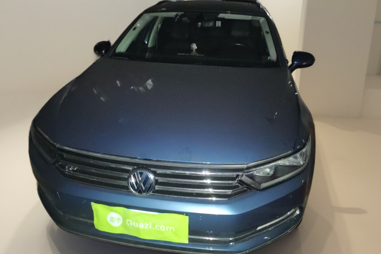 大众 蔚揽 2017款 380TSI 两驱舒行版车身外观2