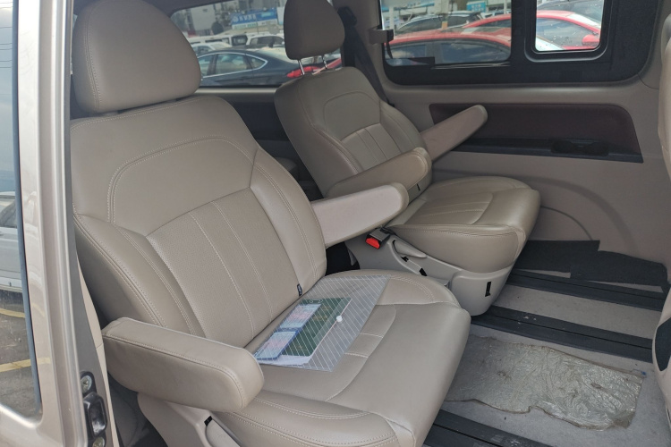 东风风行 菱智 2020款 M5L 1.6L 豪华型 7座中控内饰21