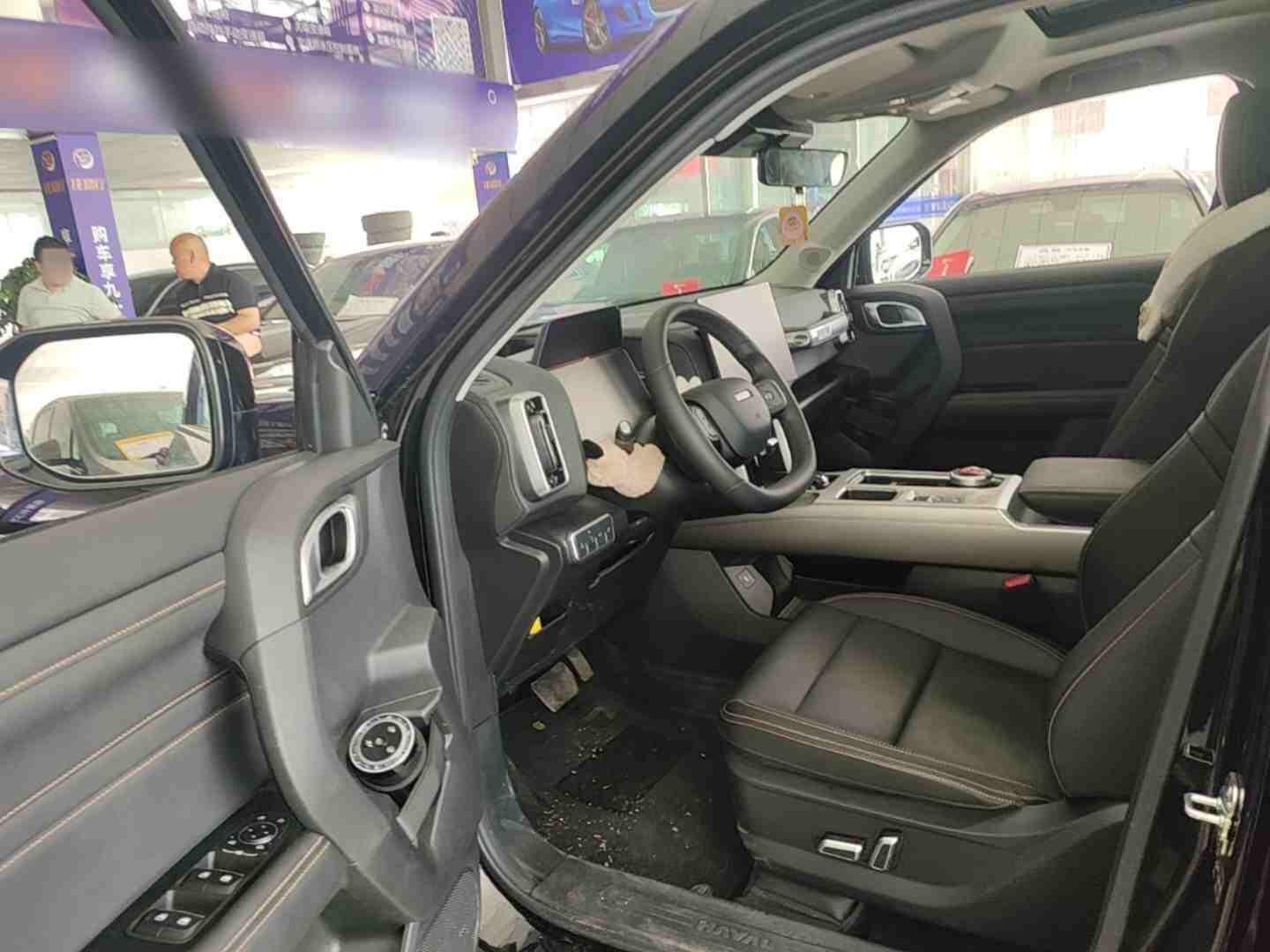 车辆驾驶位内饰展示