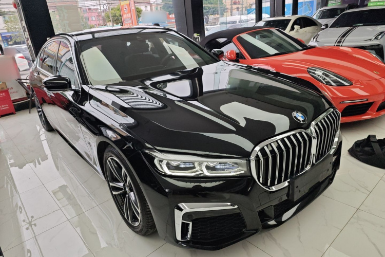 宝马7系 2019款 改款 730Li M运动套装车身外观3