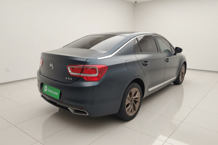 DS 5LS 2014款 1.6T 雅致版THP160车身外观7