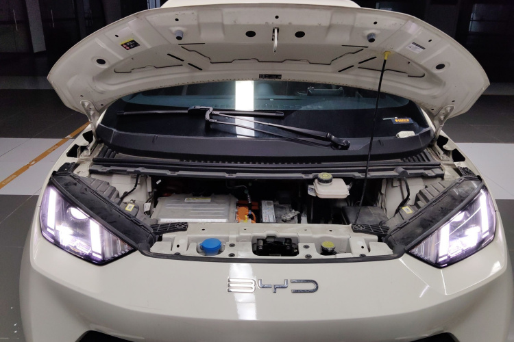 比亚迪 海鸥 2023款 飞翔版机舱底盘24