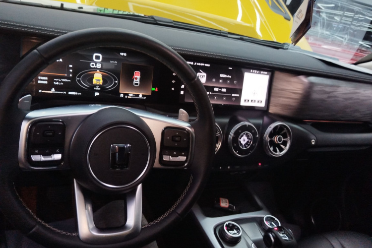 坦克300 2022款 2.0T 边境限定版中控内饰12