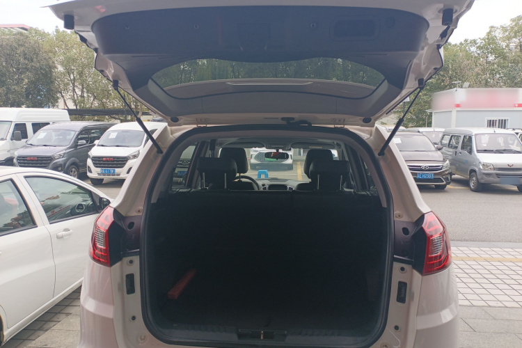 奇瑞 瑞虎5 2014款 2.0L CVT家尊版局部细节23