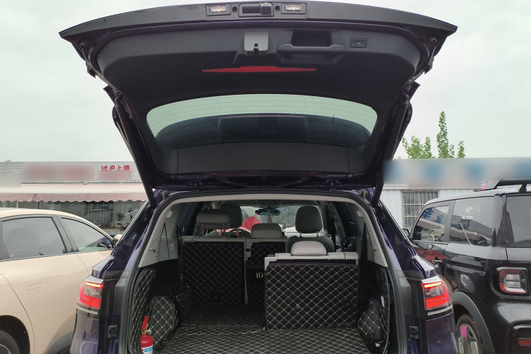 大众 ID.6 X 2021款 Pro 极智长续航版机舱底盘23