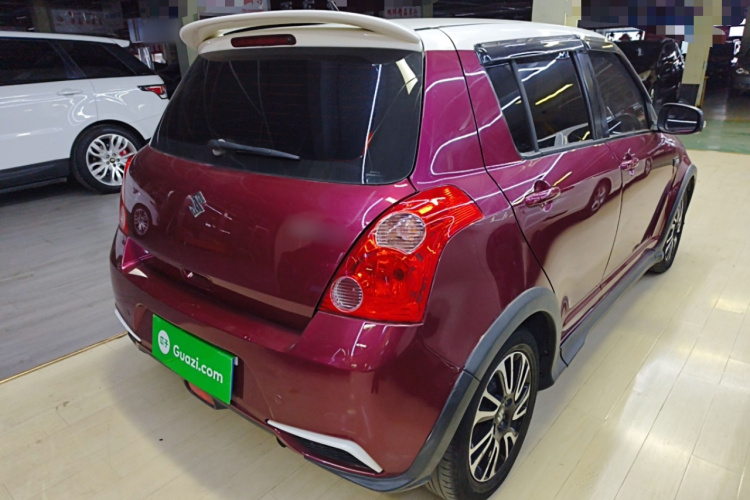 铃木 雨燕 2013款 1.5L 自动20周年限量版车身外观7