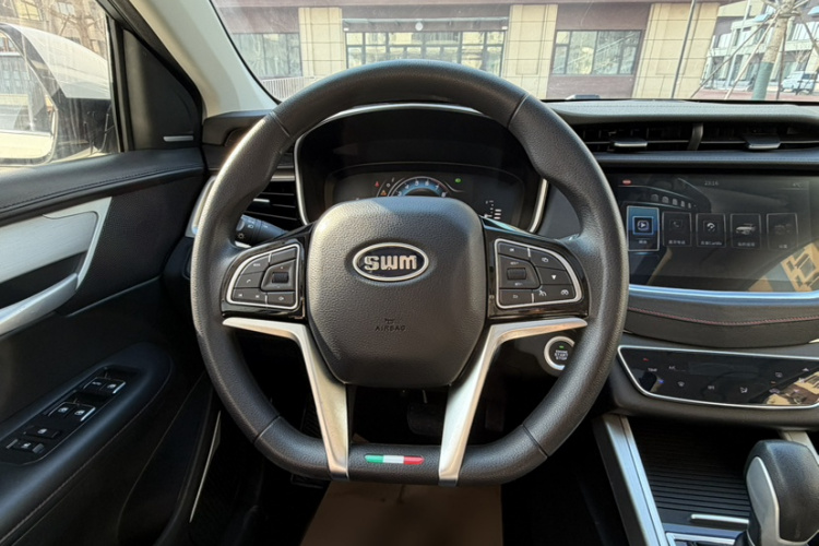 SWM斯威汽车 SWM斯威G01 2019款 1.5T 自动优UP 国VI中控内饰7006