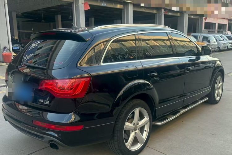 奥迪Q7 2014款 35 TDI 运动型车身外观6003