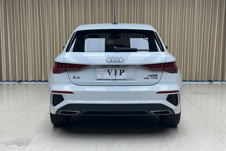 奥迪A3 2021款 Sportback 35 TFSI 时尚运动型车身外观6006