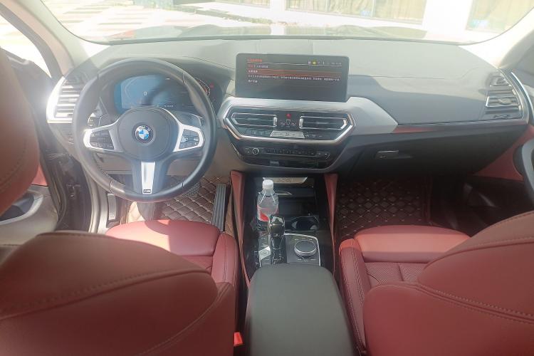 宝马X4 2022款 xDrive 25i M运动套装中控内饰7003