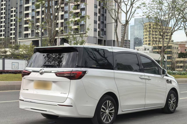 别克GL8 2023款 ES陆尊 尊享型和悦版车身外观6006