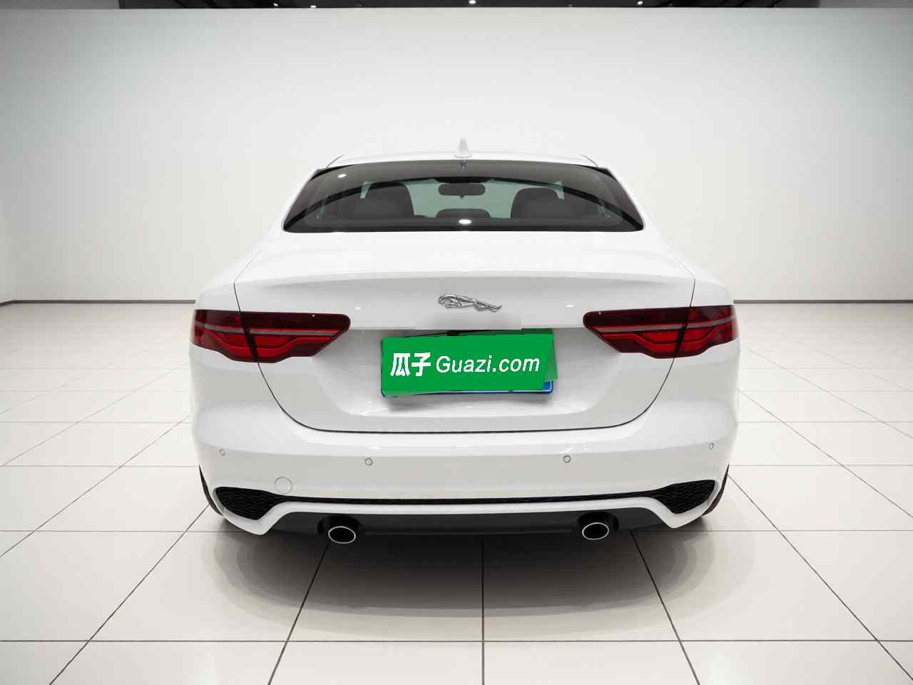 捷豹XEL 2023款 2.0T 250PS R-DYNAMIC S进取运动版(4)