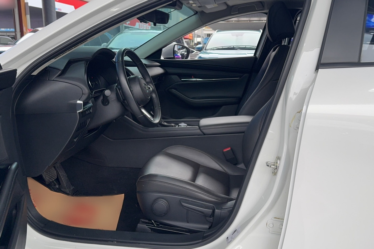 马自达3 昂克赛拉 2023款 2.0L 自动质雅版中控内饰7001