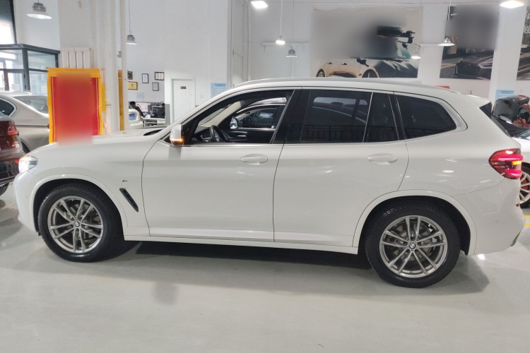 宝马X3 2020款 xDrive25i M运动套装车身外观4