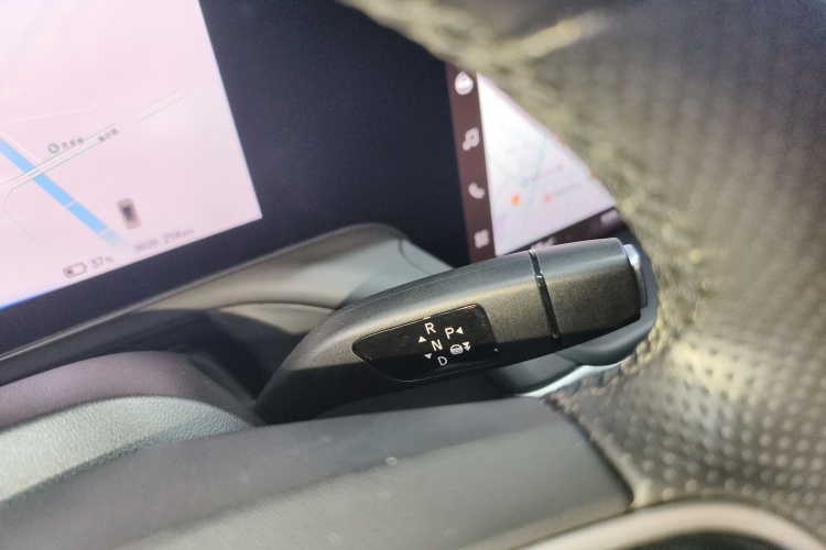 小鹏P7 2020款 670E局部细节18