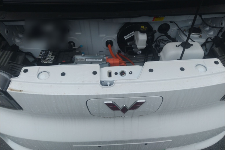 五菱汽车 五菱之光新能源 2025款 305km 进取型机舱底盘24