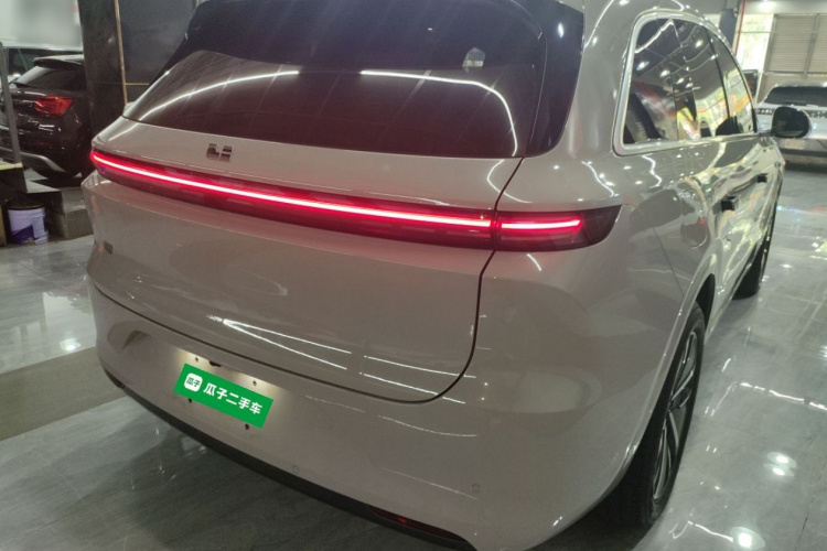 理想汽车 理想L6 2024款 Pro车身外观7