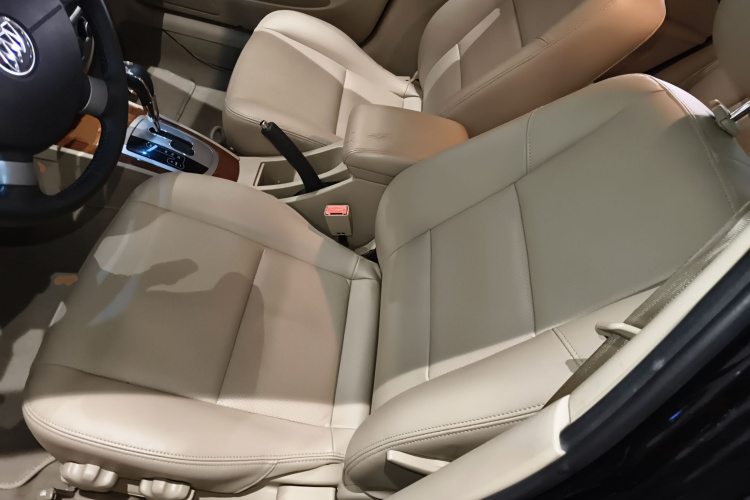 别克 凯越 2013款 1.5L 自动尊享型局部细节19