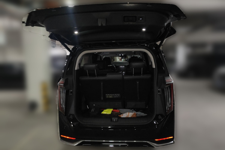 广汽传祺 传祺M8 2024款 大师系列 400T 至尊版中控内饰23