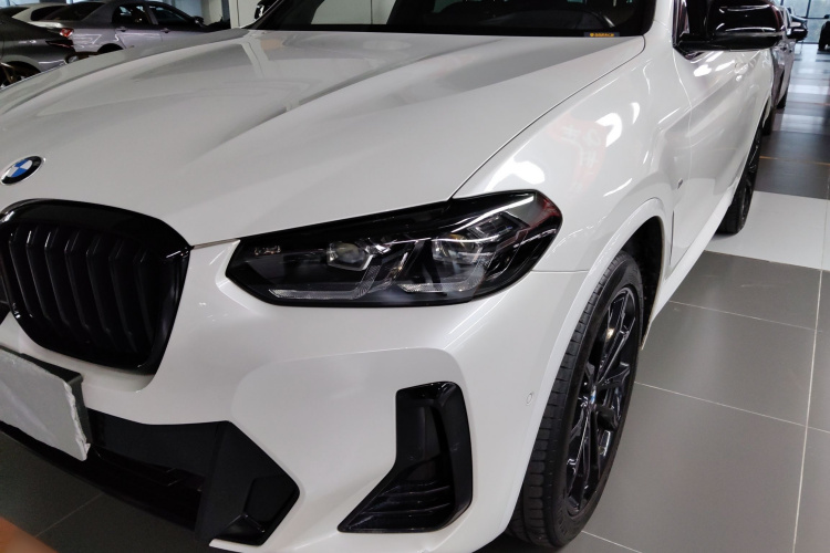 宝马X3 2022款 改款二 xDrive30i 尊享型 M曜夜套装局部细节36