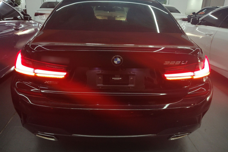 宝马3系 2021款 325Li xDrive M运动套装车身外观6