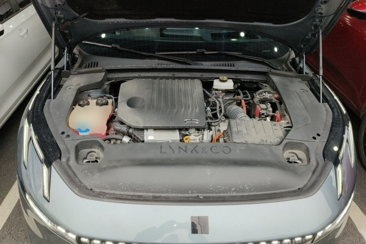 领克07 2024款 EM-P 126长续航 Ultra机舱底盘24