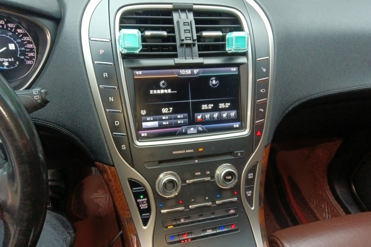 林肯MKX 2015款 2.7T 四驱尊耀版局部细节16