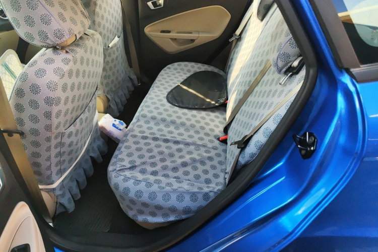 福特 嘉年华 2013款 三厢 1.5L 自动时尚型中控内饰21