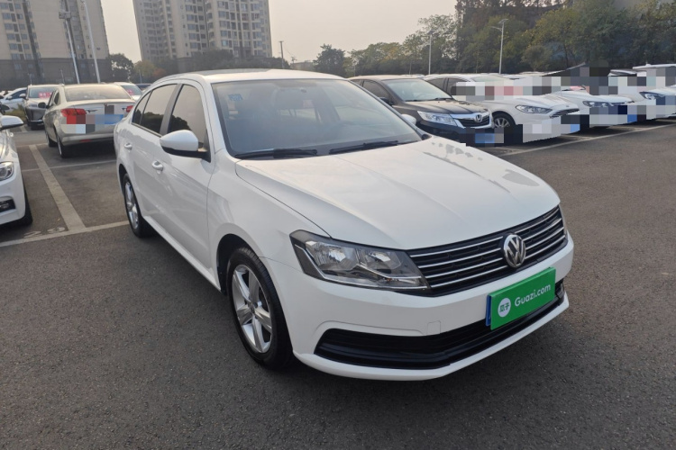 大众 朗逸 2017款 1.6L 手动风尚版车身外观3