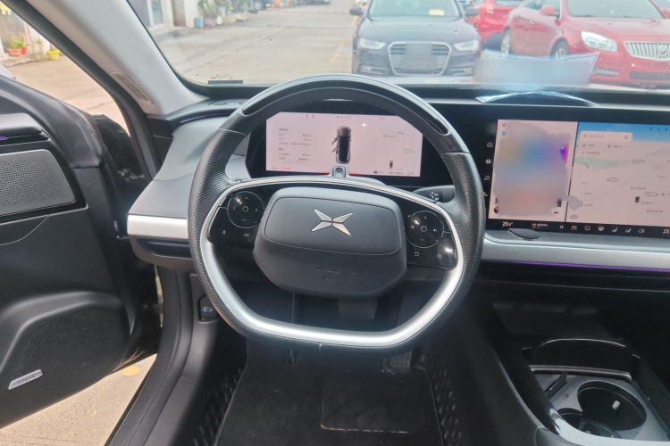 小鹏P7 2022款 480N+局部细节13