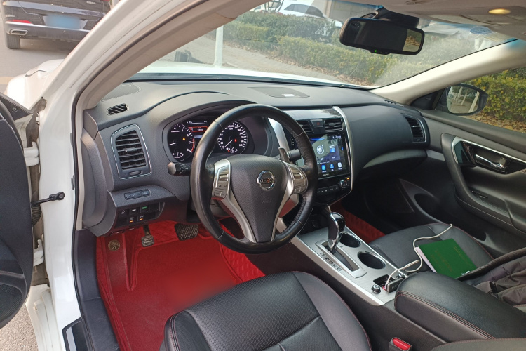 日产 天籁 2016款 2.5L XL-UpperNAVI Tech 智尊版中控内饰12