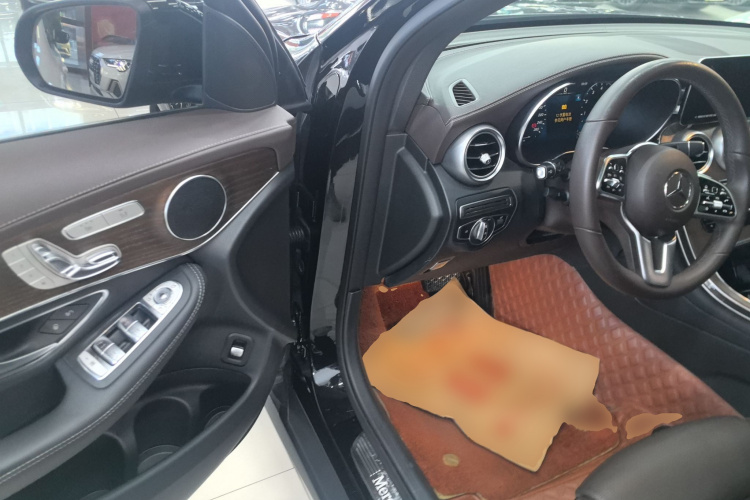 奔驰GLC 2022款 改款二 GLC 260 L 4MATIC 豪华型中控内饰20