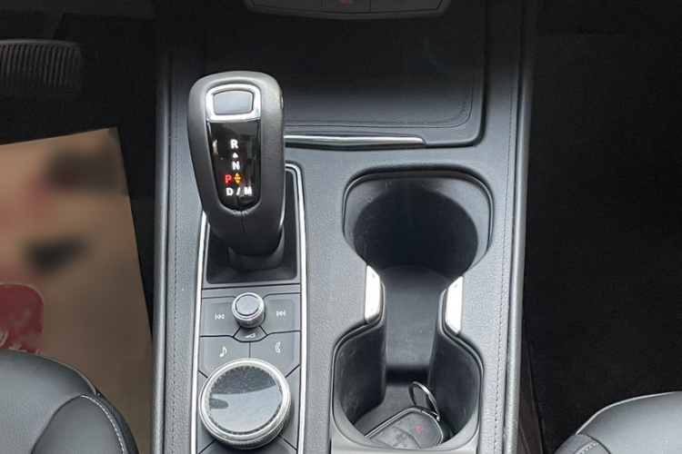 凯迪拉克XT4 2018款 28T 两驱技术型局部细节18