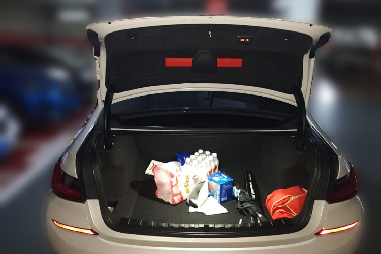 宝马3系 2020款 325Li M运动套装局部细节23