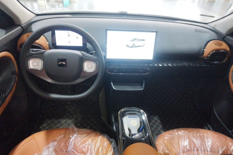 江淮钇为 钇为3 2024款 挚爱版 405km Lite中控内饰12
