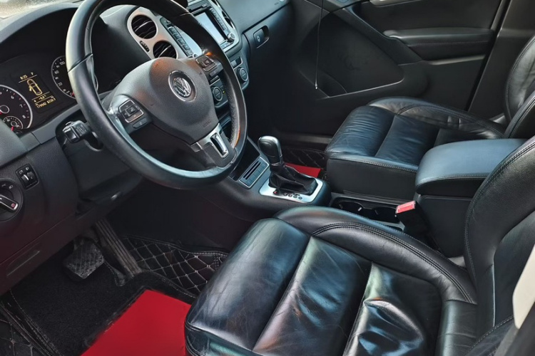 大众 途观 2015款 1.8TSI 自动两驱舒适版中控内饰7003