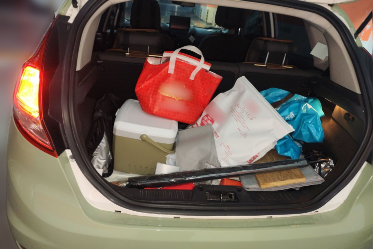 福特 嘉年华 2013款 两厢 1.5L 自动运动型中控内饰23