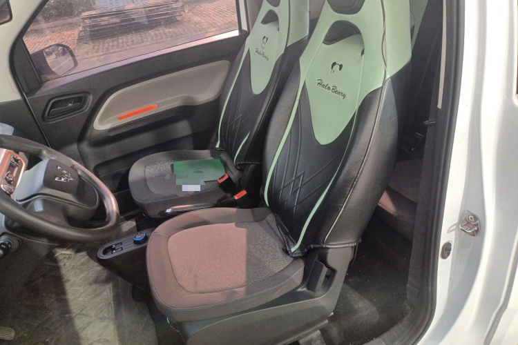 五菱汽车 宏光MINIEV 2022款 轻松款 磷酸铁锂局部细节19