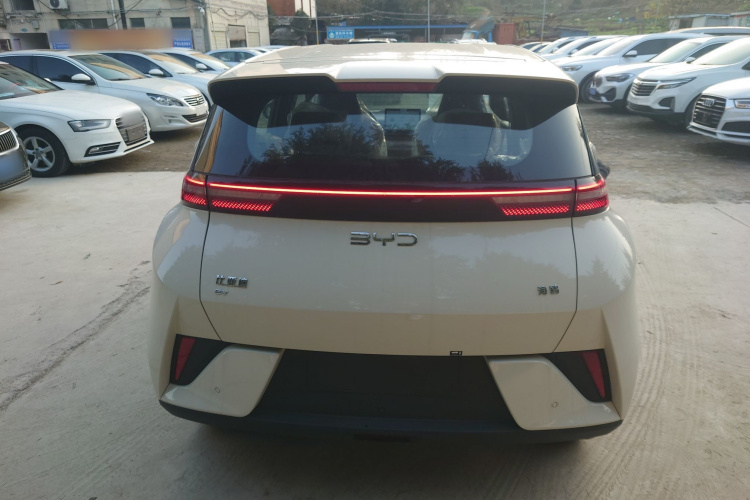 比亚迪 海鸥 2025款 305km 自由版车身外观6