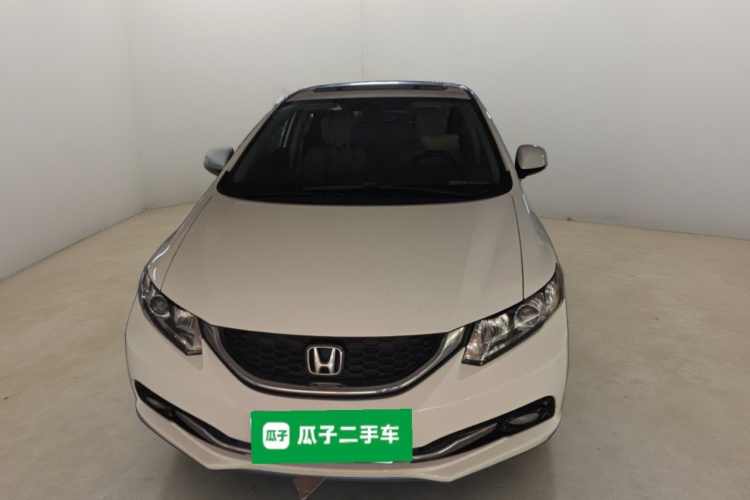 本田 思域 2014款 1.8L 手动舒适版车身外观2