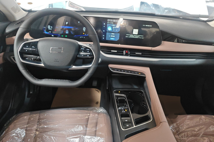 奔腾B70 2024款 龙腾版 1.5T 领创型中控内饰12