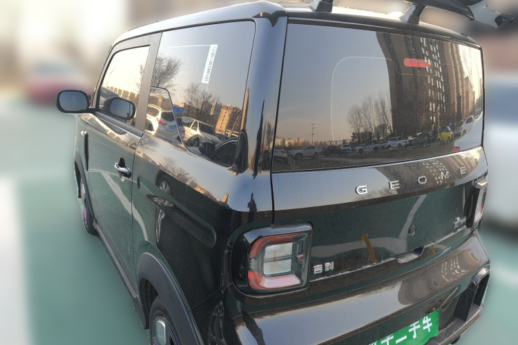 吉利银河 2025款 210km 熊猫卡丁车身外观6003