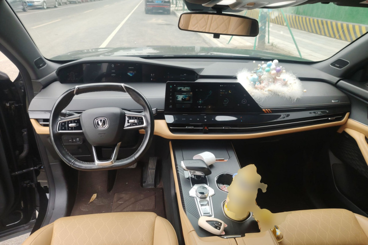 长安UNI-K 2021款 2.0T 卓越型中控内饰12
