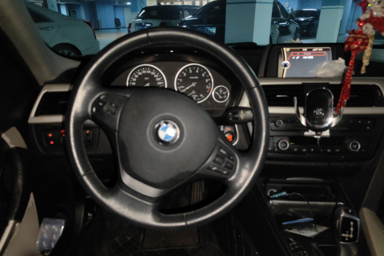 宝马3系 2014款 320Li 时尚型局部细节13