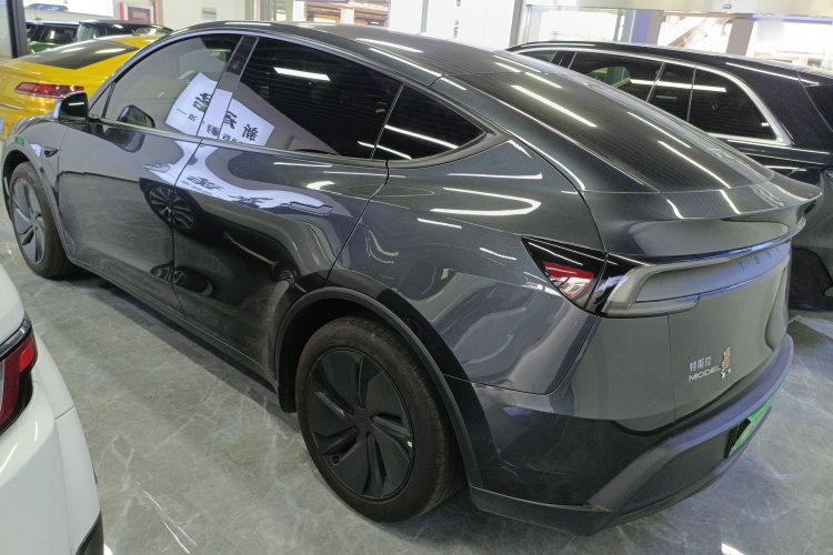 特斯拉 Model Y 2025款 后轮驱动版车身外观6003