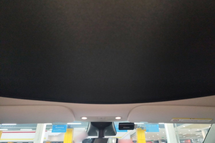 特斯拉 Model Y 2021款 长续航全轮驱动版局部细节22