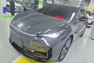 大众 ID.UNYX 与众 2024款 Pro 长续航版